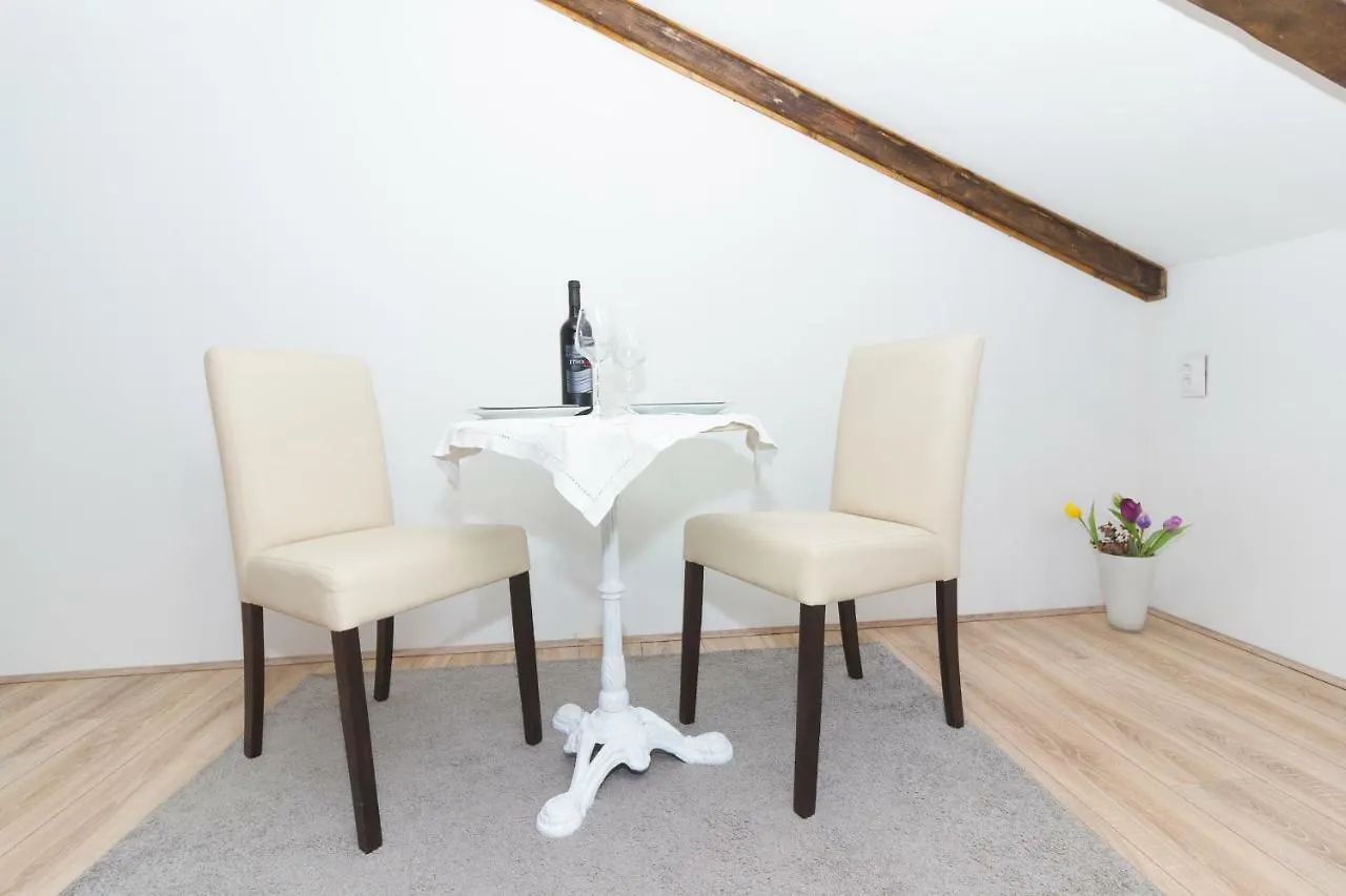 Apartment Apartmani Miletic Zadar